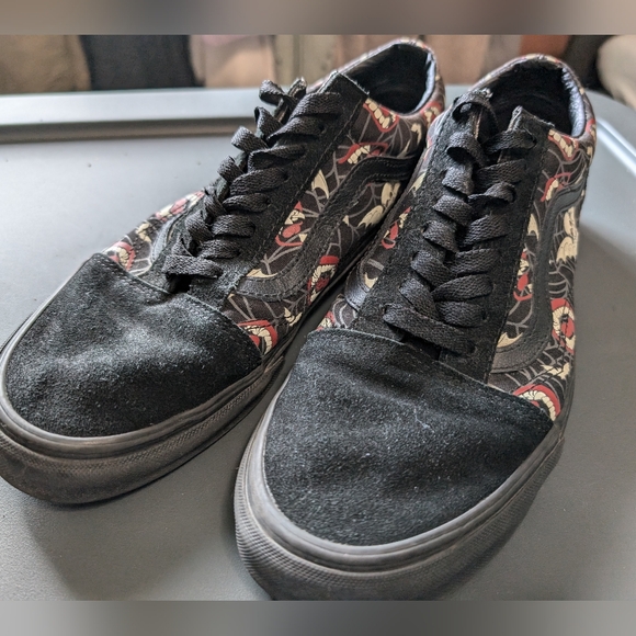 VANS Old Skool "Frights Off The Wall" Glow in The Dark Shoes M9.5/W11 - Picture 9 of 11